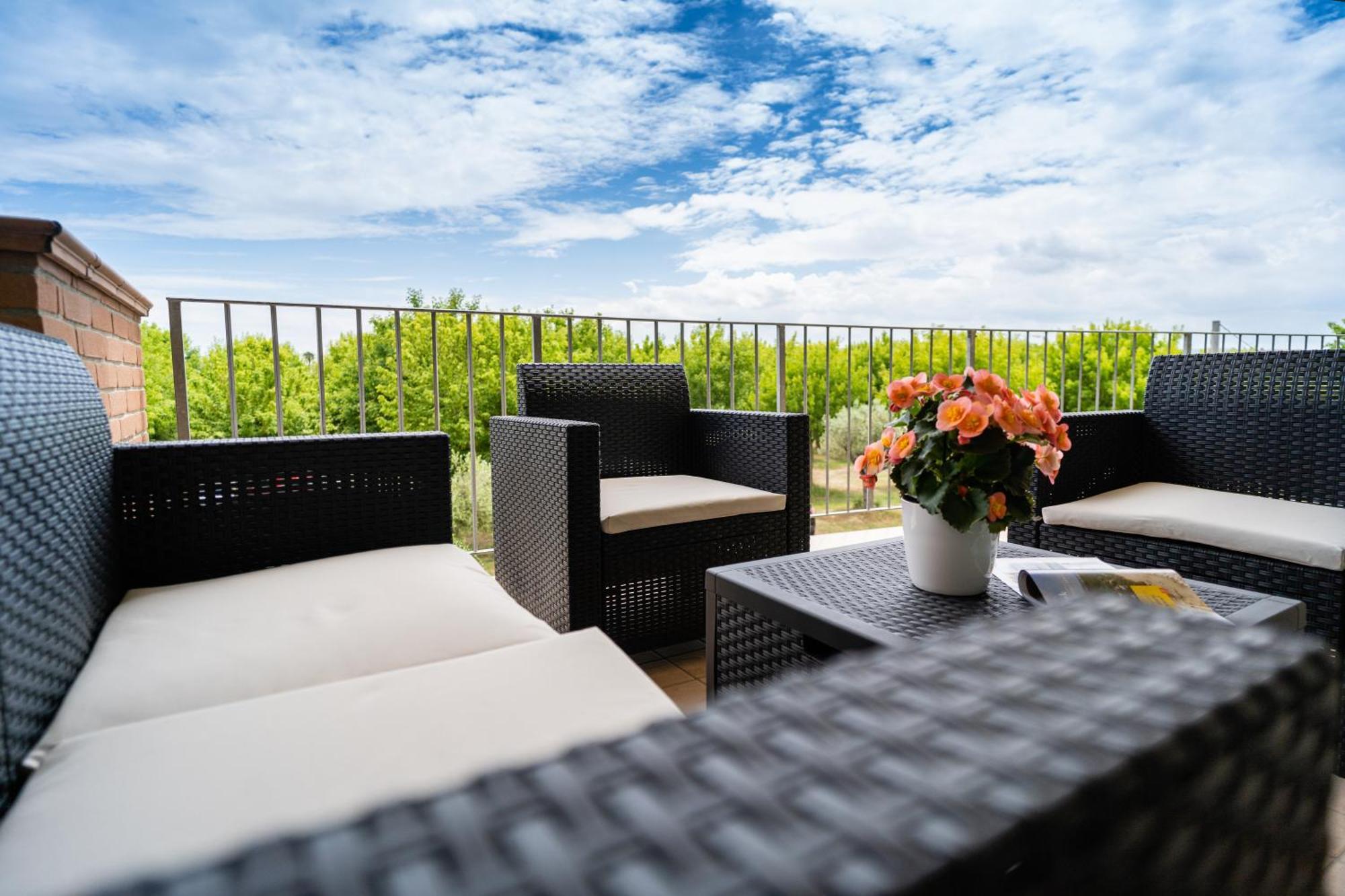 Club Del Sole Stork Family Collection Hotel Giulianova Bagian luar foto