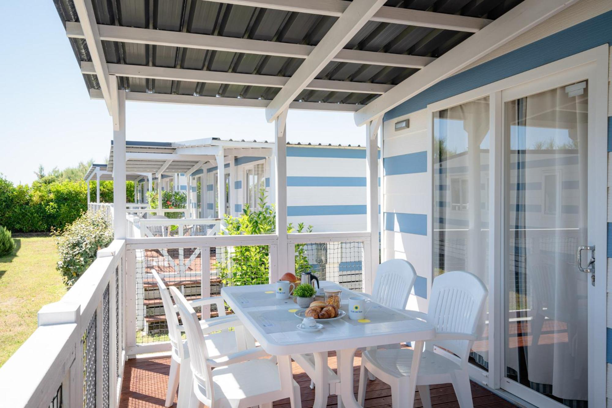 Club Del Sole Stork Family Collection Hotel Giulianova Bagian luar foto