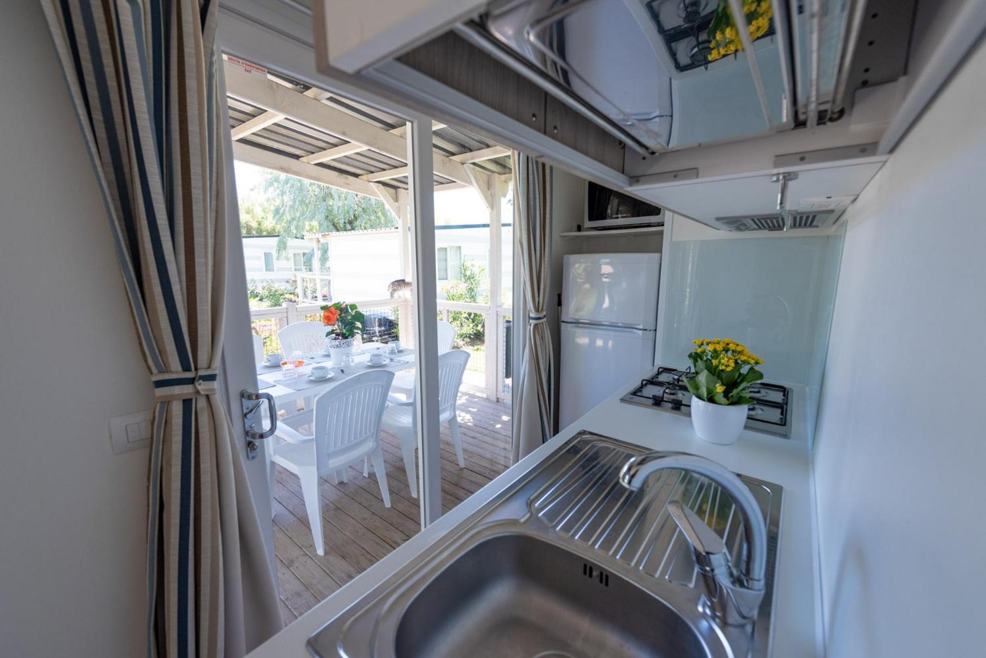 Club Del Sole Stork Family Collection Hotel Giulianova Bagian luar foto