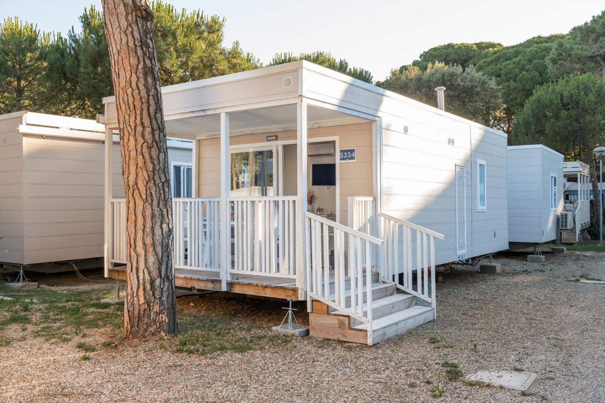 Club Del Sole Stork Family Collection Hotel Giulianova Bagian luar foto